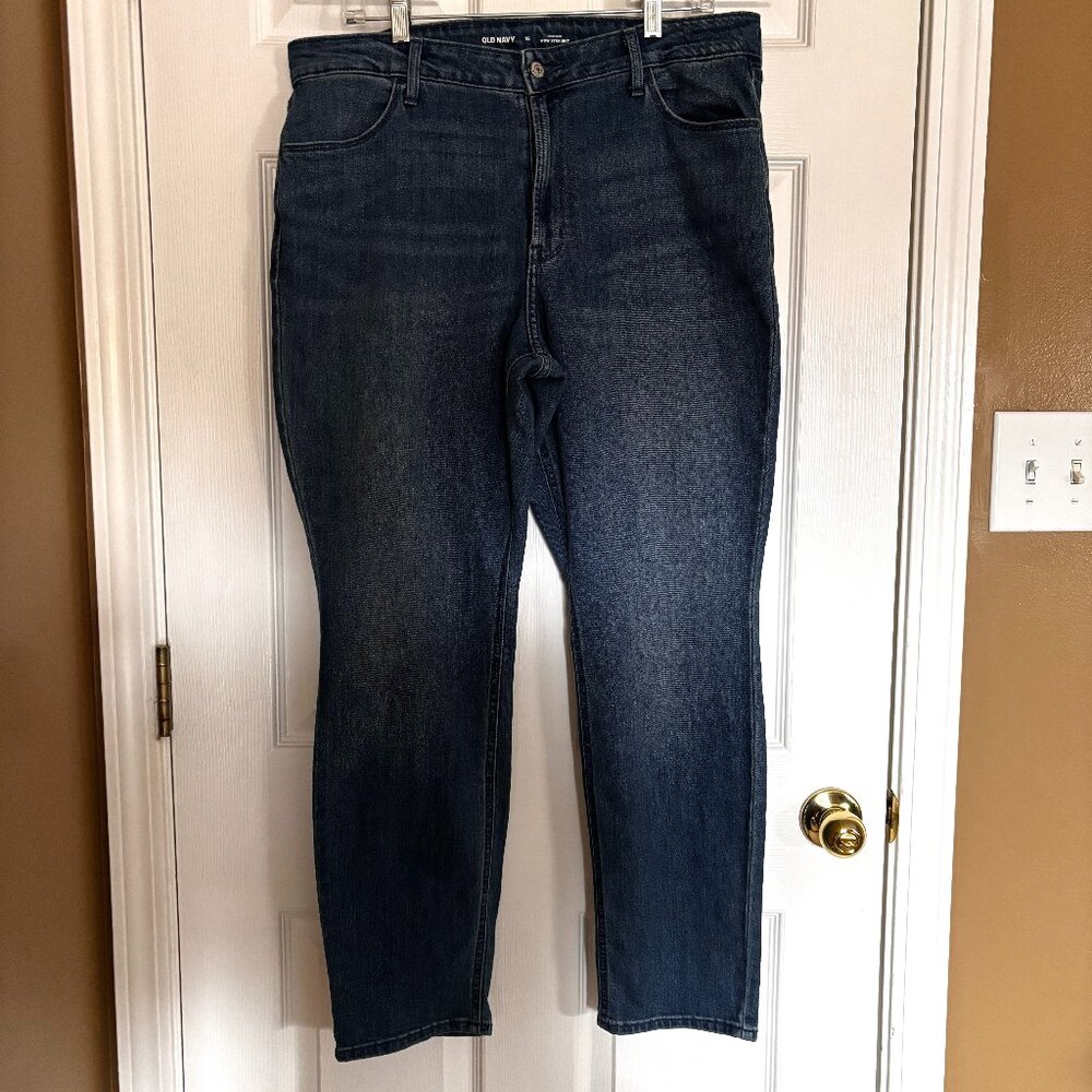 Old Navy WOW Straight Jeans Sz 16 High Rise Medium Wash Denim